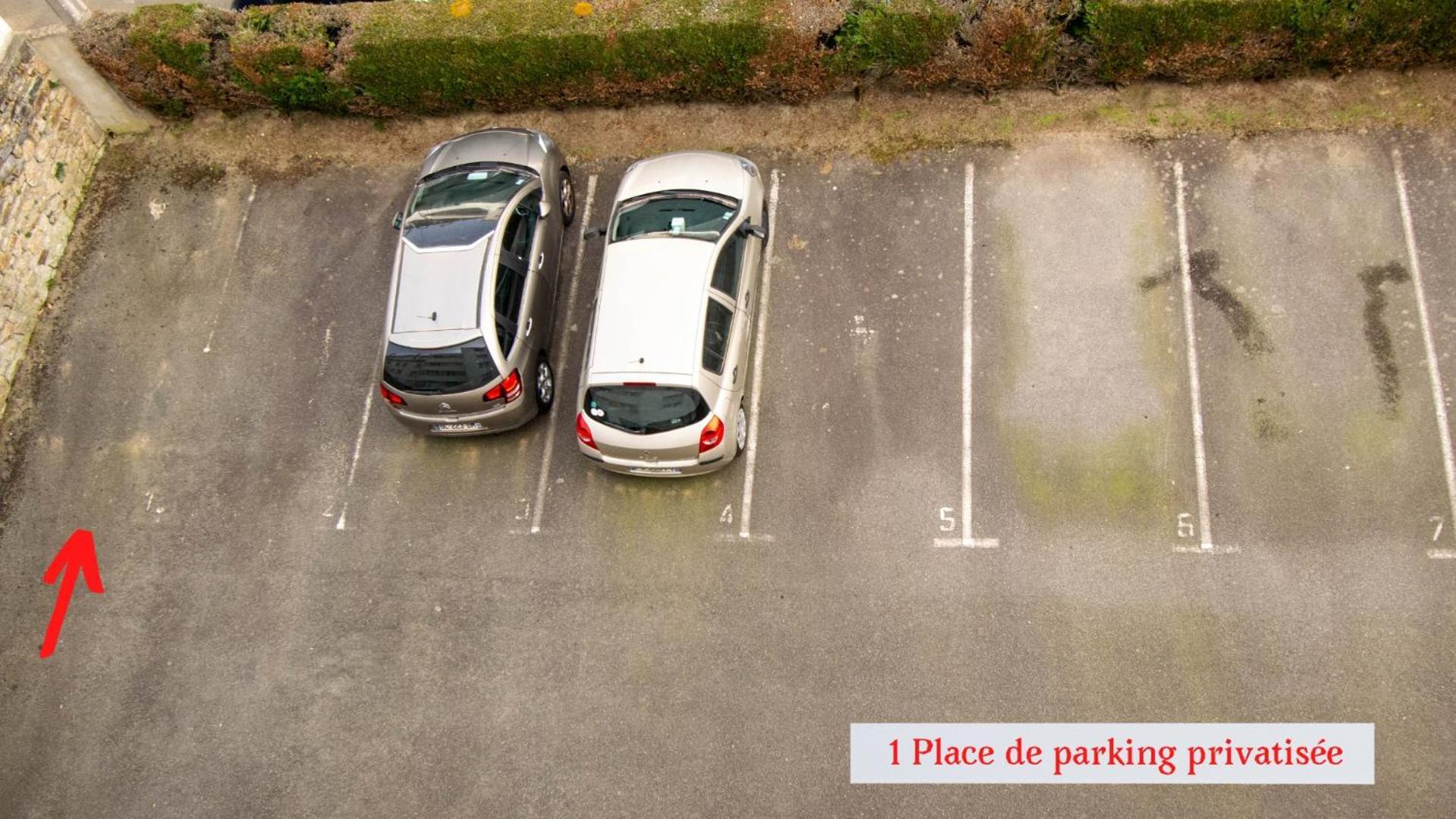 Grand Studio Avec Parking A 10 Minutes Des Plages Лор'ян Екстер'єр фото