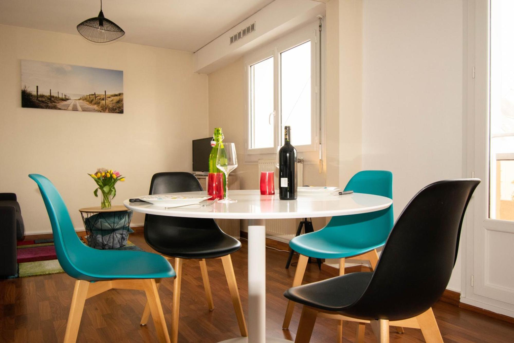 Grand Studio Avec Parking A 10 Minutes Des Plages Лор'ян Екстер'єр фото